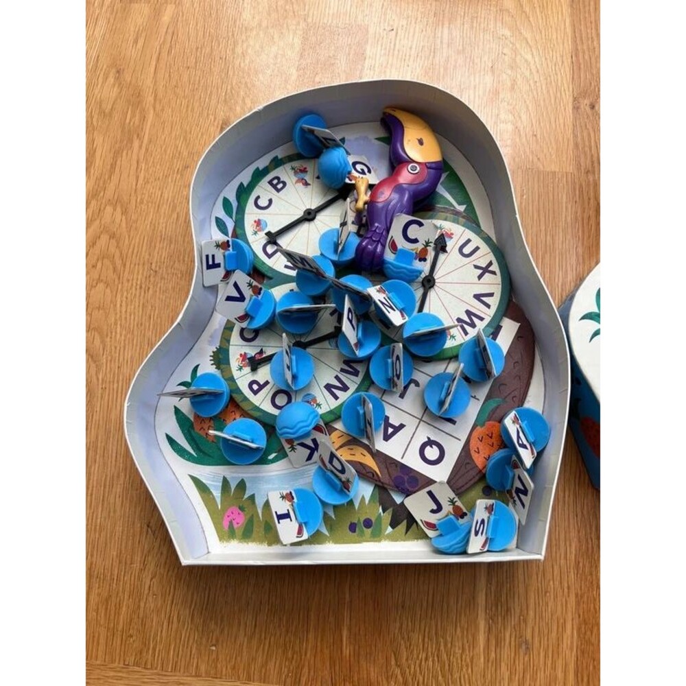 Frida’s Fruit Fiesta Game - Alphabet Fun! - Picture 3 of 5